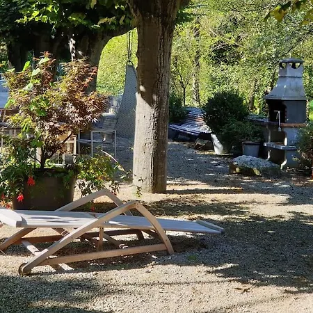 아파트 Zentralclub Vatio- Jacuzzi *